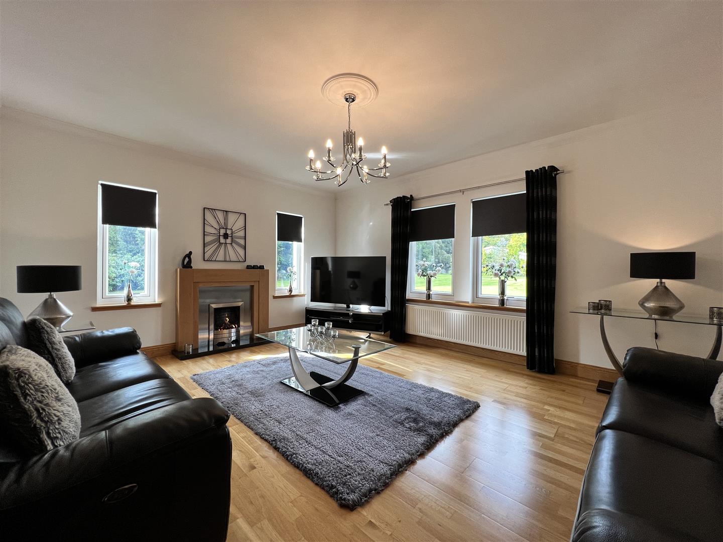 Acres Ridge, Drumclog, Strathaven Residence Estate Agents